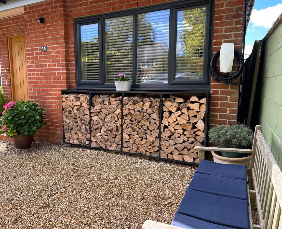 Studio 33 Chichester Luaran gambar