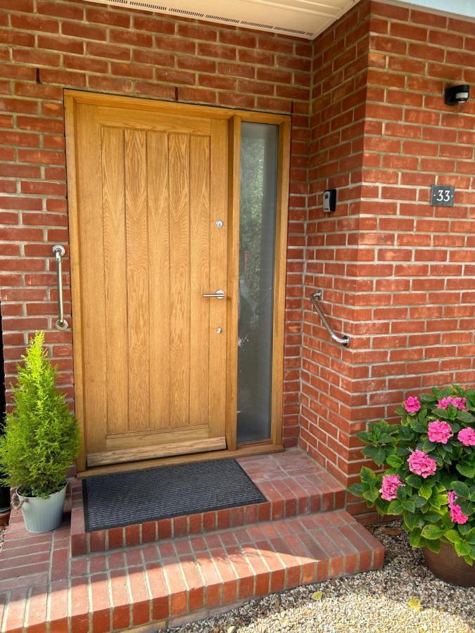 Studio 33 Chichester Luaran gambar