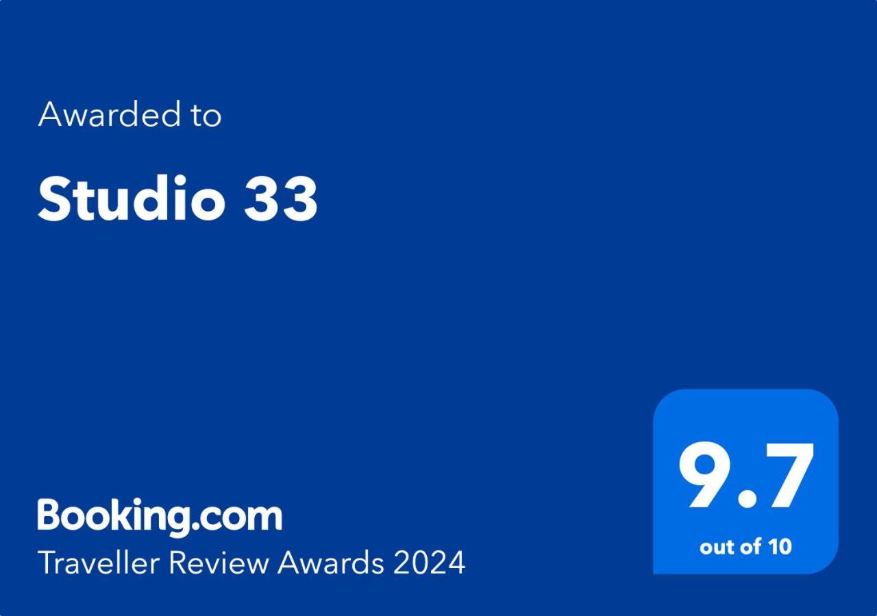 Studio 33 Chichester Luaran gambar